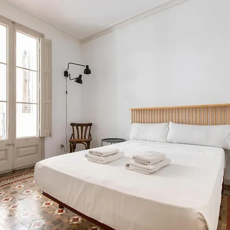B41 - Grandes Grupos En Bcn Centro 아파트